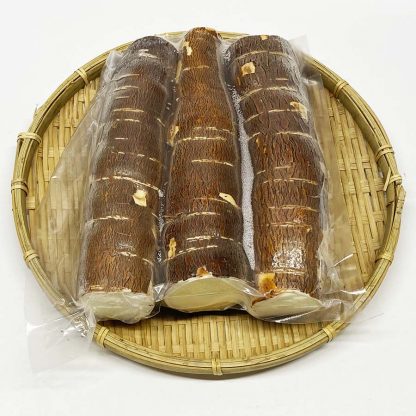 Mandioca Amarela com casca, pacote de 1kg (PROMO 16kg〜 = ￥718/kg)